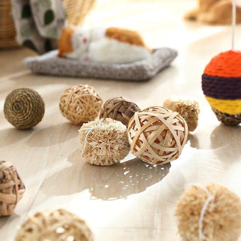 4/5PCS Pet Rabbit Chewing Ball Biting Toys - 4PCS